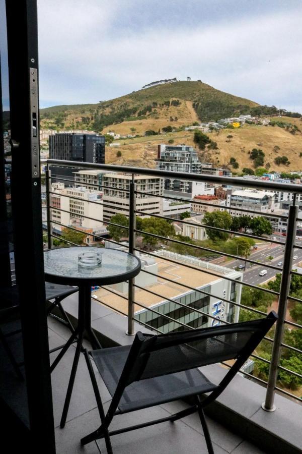 2218 At 16 On Bree Apartment Cape Town Exterior photo